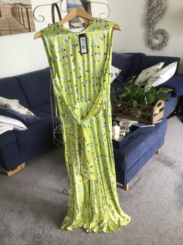 Beautiful silky dress marks - silky,